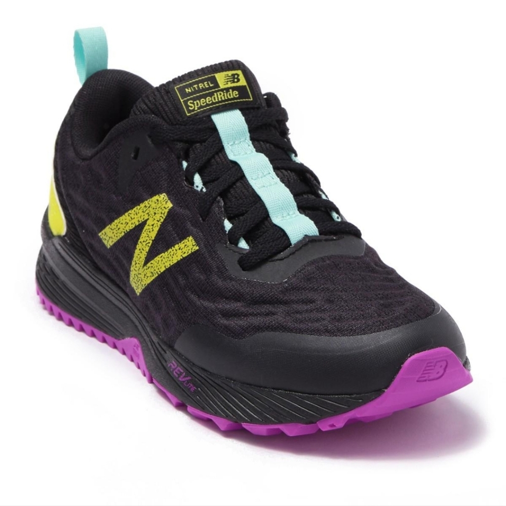 New Balance Nitrelv3 trail shoes